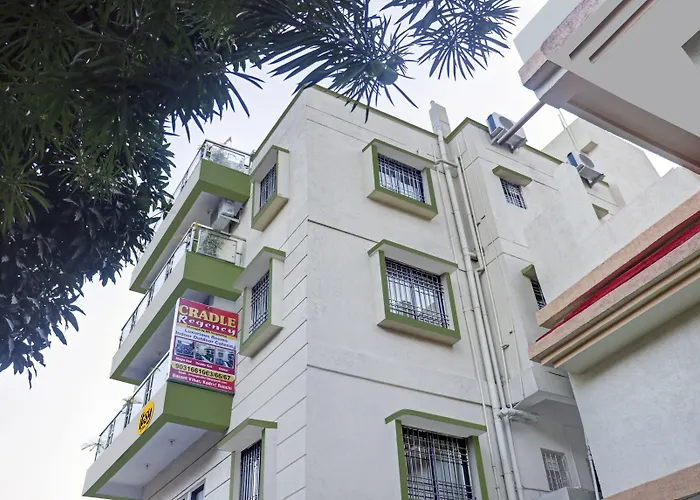 Itsy Hotels Cradle Regency Ranchi